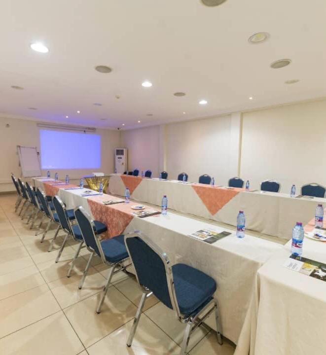 Airport West Hotel And Conference Center Accra Ngoại thất bức ảnh